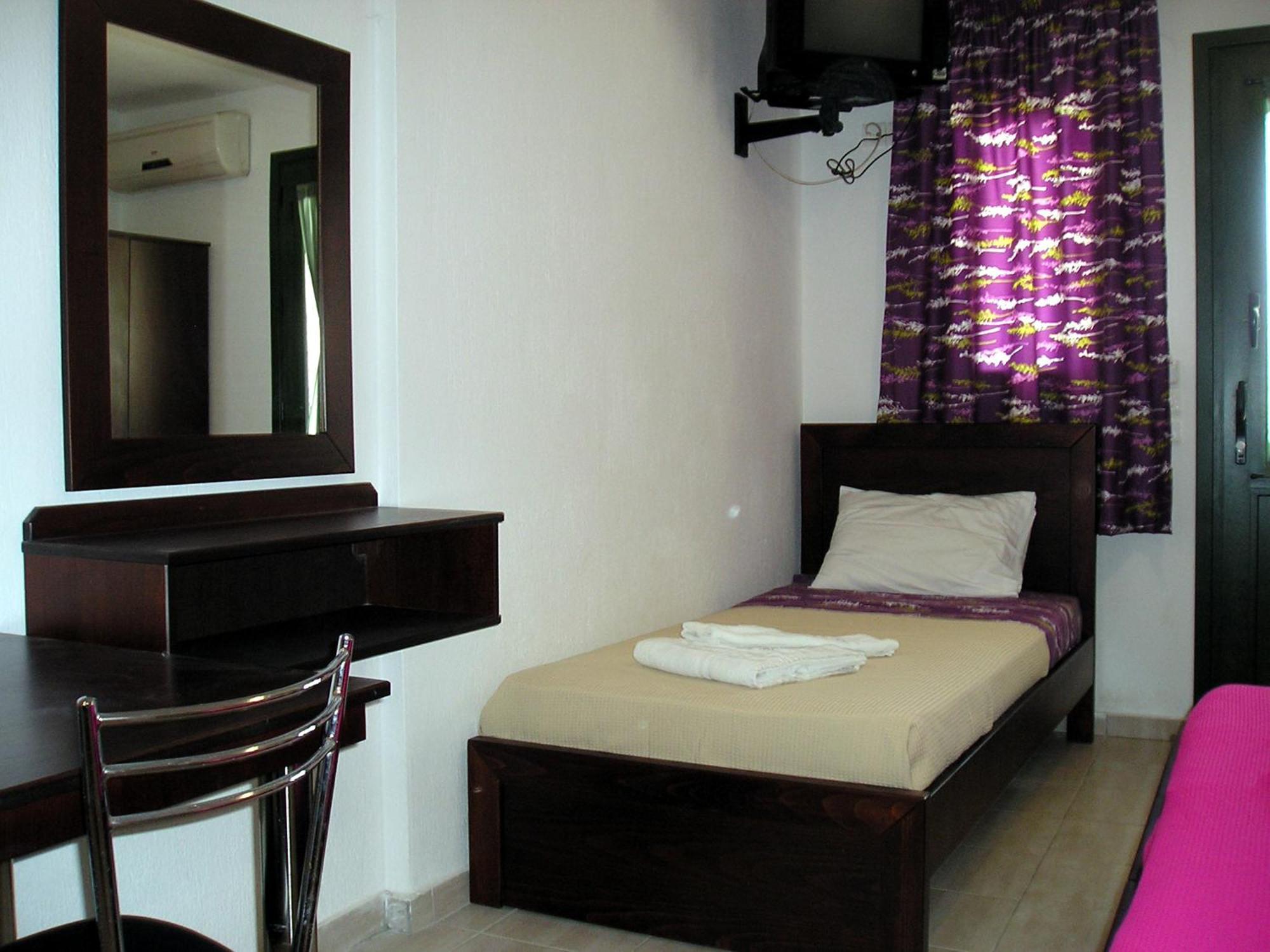 Golden Beach Inn Chrysi Ammoudia Pokój zdjęcie